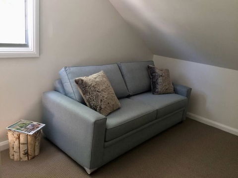 Riverlea Stables- Style And Charm Await You! - Holiday Cairns 1