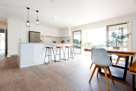 Riverside Farm Stay - Holiday Cairns 3