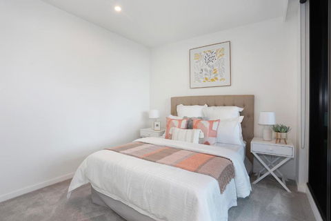 REST COLLECTION Apartment At SkyGarden Glen Waverley - Holiday Cairns 1