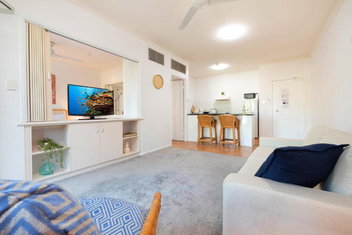 Reefside Escape with Holiday Cairns