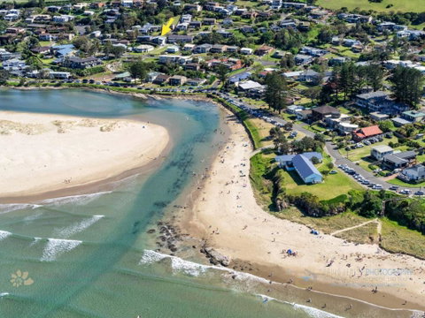 Riverleigh, Gerroa - Holiday Cairns 1