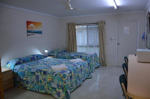 Rover Motel - Holiday Cairns 3