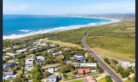 Roadknight Ocean Road View 236 - Holiday Cairns 2