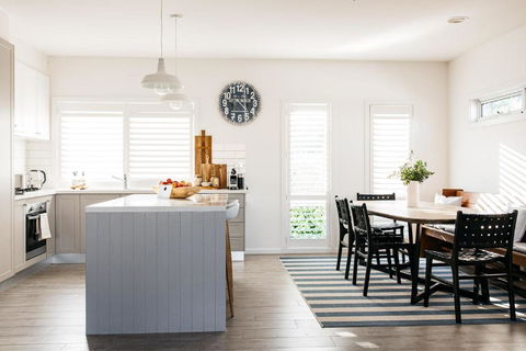 Romantic Retreat In Mornington Peninsula Heartland - Holiday Cairns 2