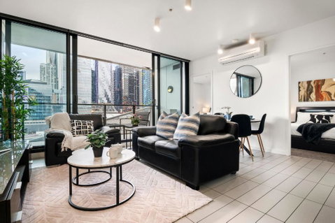 Rooftop Pool 2BR Apartment At Marvel Stadium With Free Parking - Holiday Cairns 0