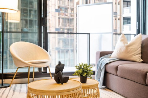 Rooftop Pool 2BR Apt At Marvel Stadium With Free Parking - Holiday Cairns 2