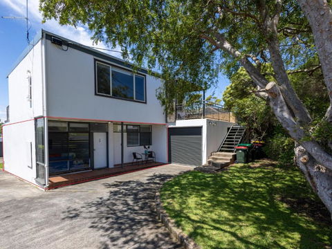 Rosella Perch - Holiday Cairns 3