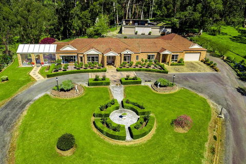 Rosewood Park Guest Suite - Holiday Cairns 2