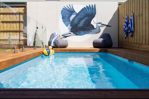 Rosewood Retreat New Luxury Home - Holiday Cairns 0