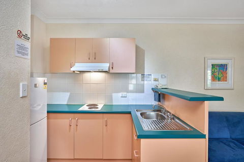 Royal Palm Villas - Holiday Cairns 1