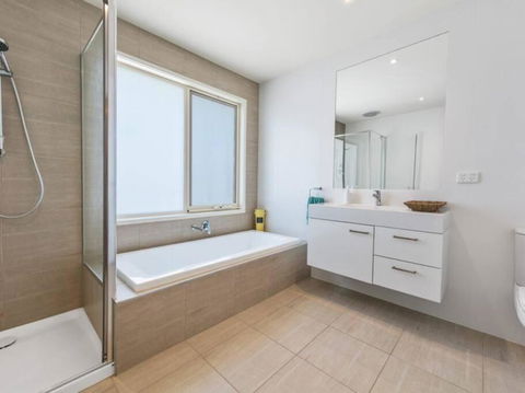 RYE/BLAIRGOWRIE FAMILY ENTERTAINER.. - Holiday Cairns 2