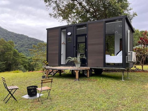 Sabai Retreat By Tiny Away - Holiday Cairns 0