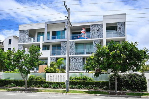 Saffire Seaside Serenity - Holiday Cairns 3