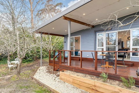 Sahaja Cottage Wentworth Falls - Holiday Cairns 1
