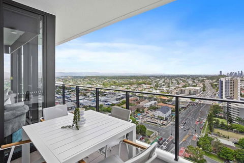 Sandbar 124 - Hosted By Burleigh Letting - Holiday Cairns 0