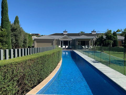 Sandfields - Holiday Cairns 0