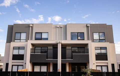 Sandford Estate - Luxury Living In Carrum Downs - Holiday Cairns 2