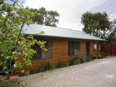 Sandhurst Escape 2 17 - Holiday Cairns 0
