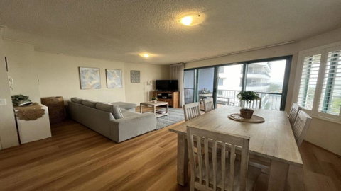 Sandy Cove Unit 6 - Holiday Cairns 3