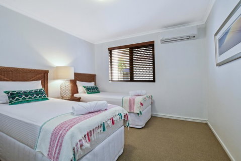 Beachport Apartments - Holiday Cairns 0