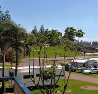 Beachside Getaway - 150m to beach - Holiday Cairns