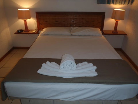Beachside Holiday Units - Holiday Cairns 3
