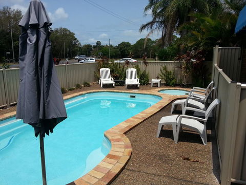 Beachside Motor Inn - Holiday Cairns 1