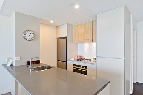 Beau Monde Apartments Newcastle - Horizon Newcastle Beach - Holiday Cairns 3