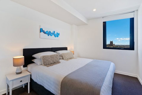 Beau Monde Apartments Newcastle - Horizon Newcastle Beach - Holiday Cairns 2