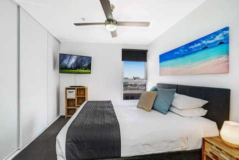 Beau Monde Apartments Newcastle - Worth Place Apartment - Holiday Cairns 0