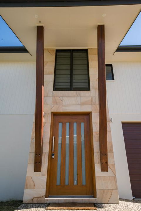 Beautiful Modern Luxury - Holiday Cairns 3
