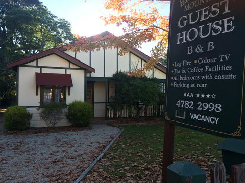 Belgravia Mountain Guest House - Holiday Cairns 0