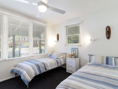 Bella Luca - Pet Friendly Home - Holiday Cairns 1