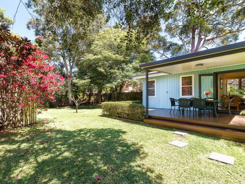 Bella Luca - Pet Friendly Home - Holiday Cairns 0