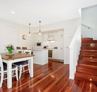 Beyond Bliss - Guesthouse 2 - Holiday Cairns