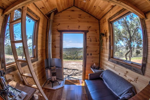 Big Tiny Seven Hills Tiny House, Tallarook - Holiday Cairns 2