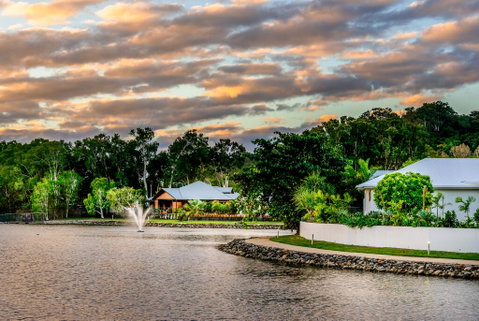 Blue Lagoon Villa B - Holiday Cairns 3