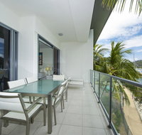 Blue on Blue Apartment 332 - Holiday Cairns
