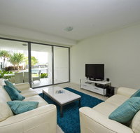 Blue on Blue Apartment 812 - Holiday Cairns