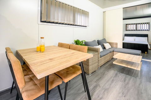 Blue Sapphire Village - Holiday Cairns 3