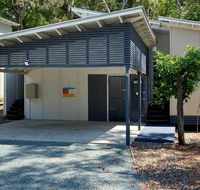Bluewater 2 - Rainbow Shores Walk to beach private and stylish beach escape all on level - Holiday Cairns