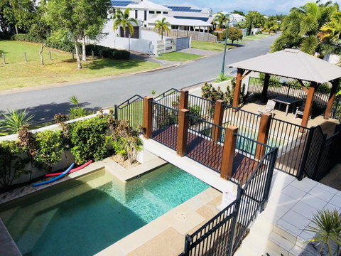 Bluewater Apartment - Holiday Cairns 1