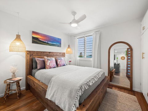 THE PENTHOUSE - Spectacular Views Of The Bay, And The Ocean! Only 150m To Shaws Bay - Holiday Cairns 3