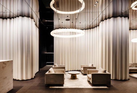 THE SKYVIEW - Australia 108 Apartments - Holiday Cairns 2