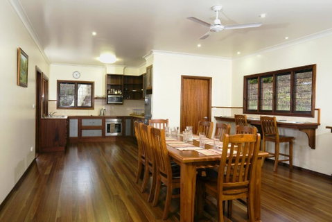 The Summit Bed & Breakfast - Holiday Cairns 3