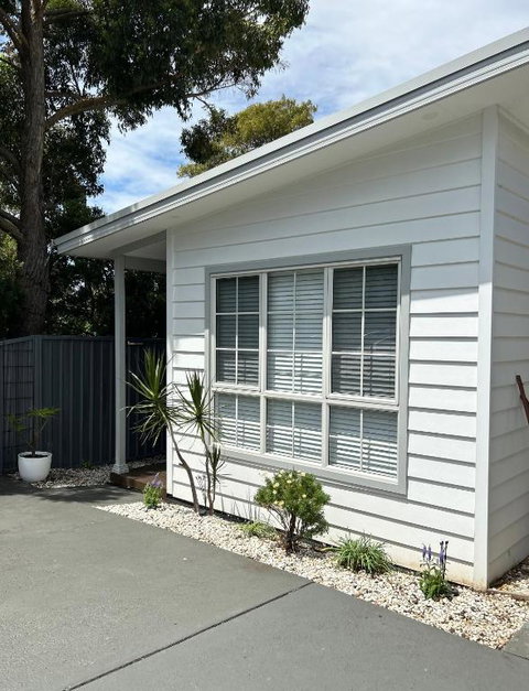 Woonona Family Beach Villa 2 Bedroom Brand New - Holiday Cairns 0
