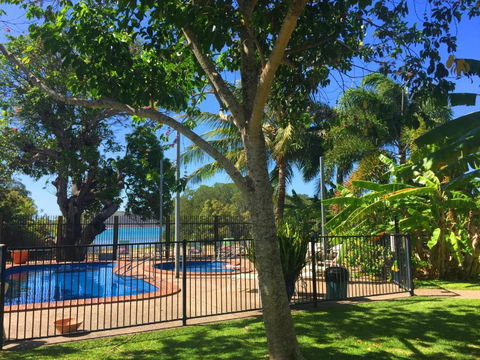 Wongai Beach Hotel - Holiday Cairns 3