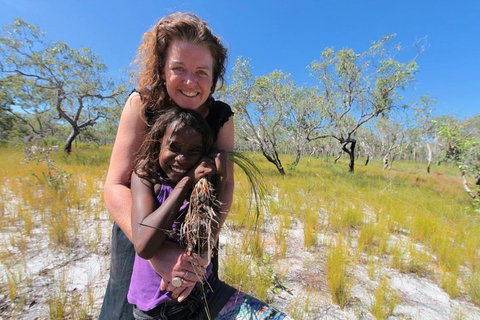 Gay-Wu Woman's 5 Day Yolngu Homeland Tour - Holiday Cairns 1
