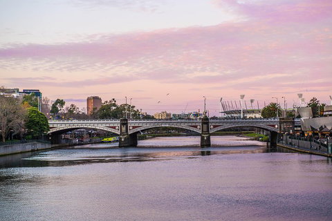 Summer Twilight Cruise On The Yarra River - Holiday Cairns 3
