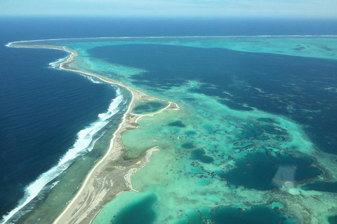 Abrolhos Islands Scenic Flight & Snorkel Adventure From Perth - Holiday Cairns 2